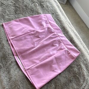 Super cute pink skirt